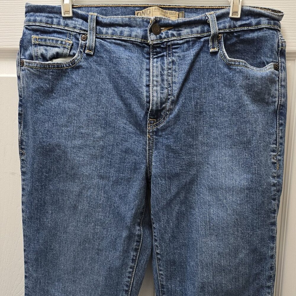 OND Women Boot Cut Stretch Jean 10Short